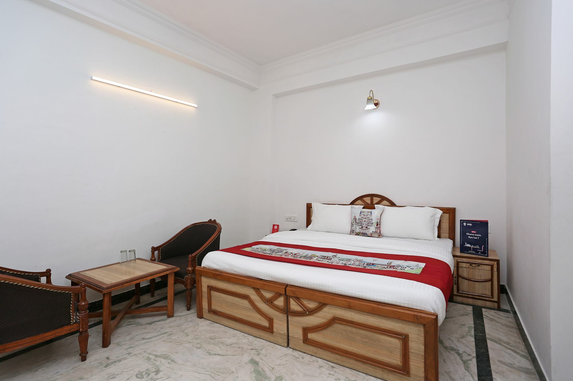 Oyo 10072 Hotel Amrit Regency Dehradun Luaran gambar