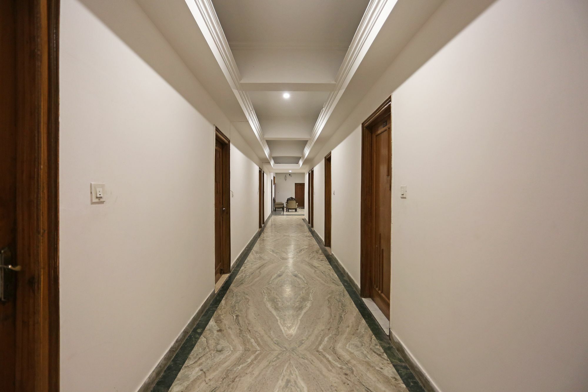 Oyo 10072 Hotel Amrit Regency Dehradun Luaran gambar