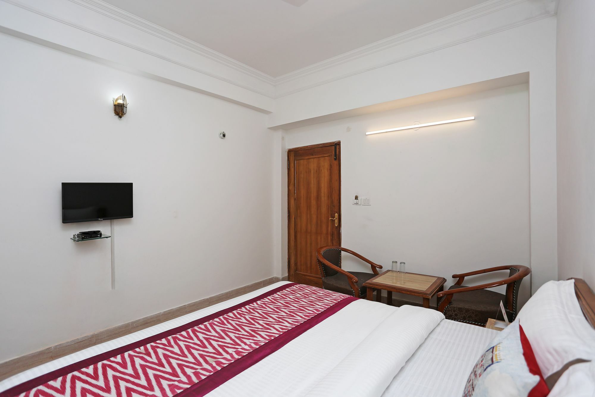 Oyo 10072 Hotel Amrit Regency Dehradun Luaran gambar